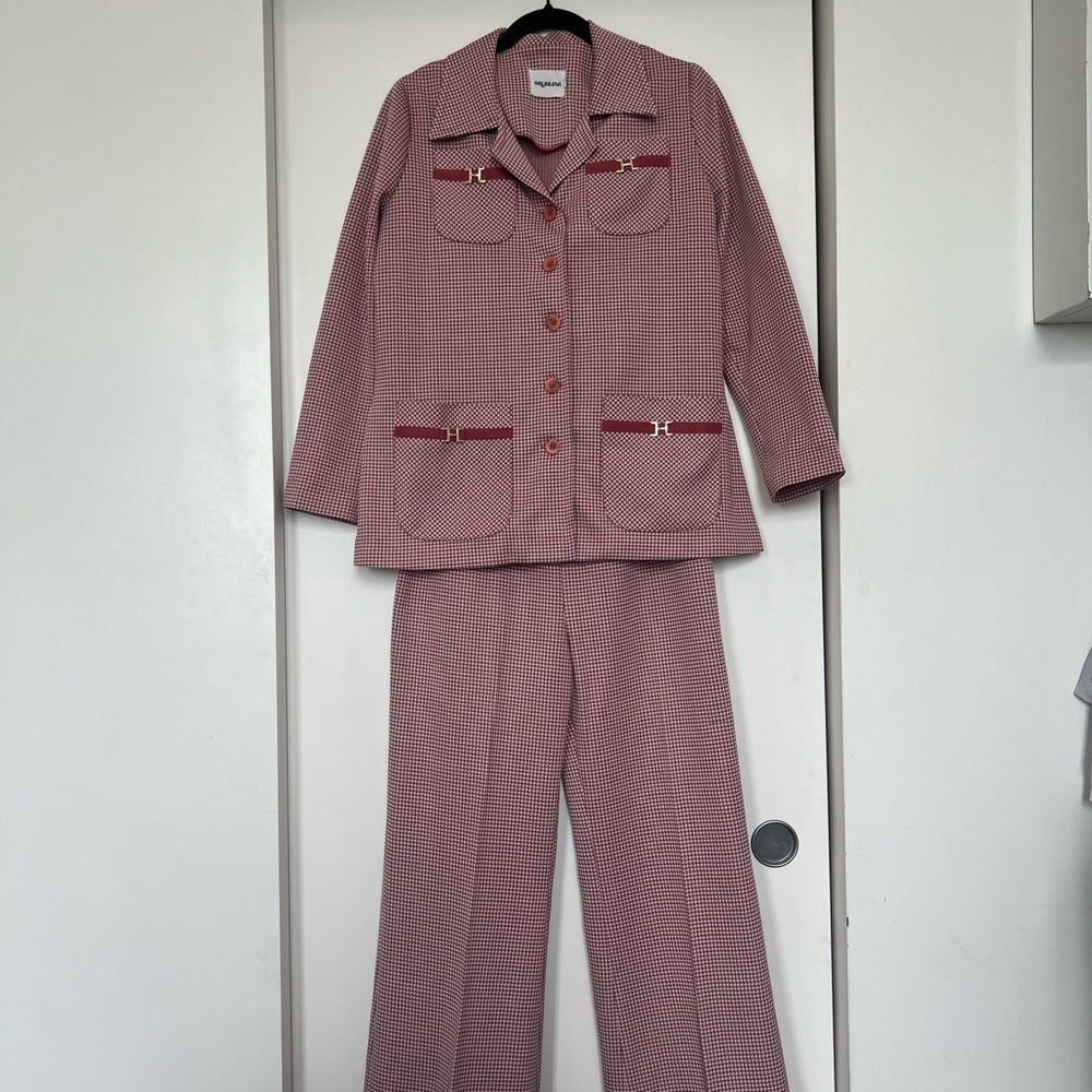 Sir Julian Vintage-Inspired Pink Houndstooth Pantsuit with Gold Trim